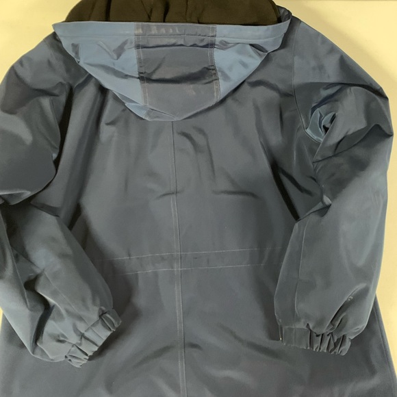 LADIES COAT - Picture 5 of 5